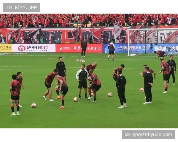 干扰对方视线算犯规吗？足球规则如何界定视线干扰判罚