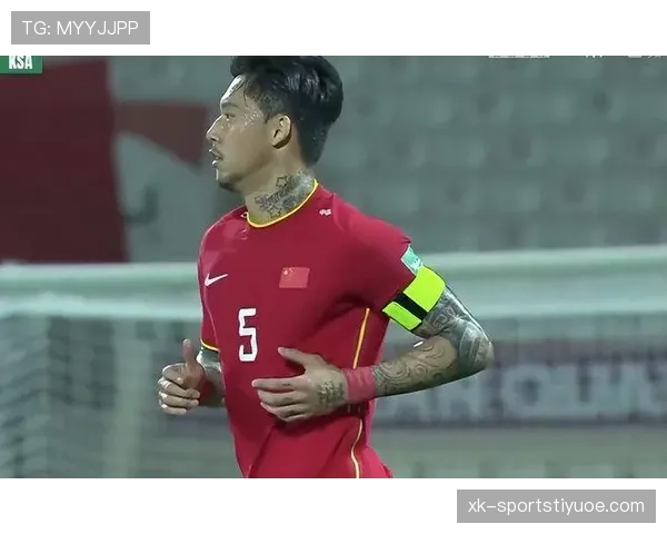 张琳芃高位逼抢压制对方边锋，本赛季防守效率显著提升对比去年